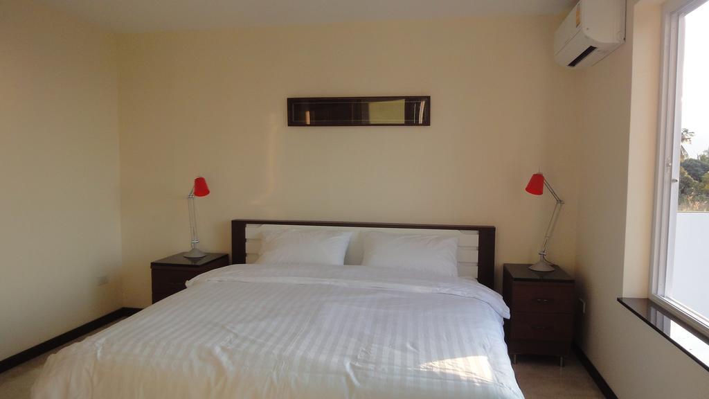 Anam Cara Apartment Бофут Стая снимка